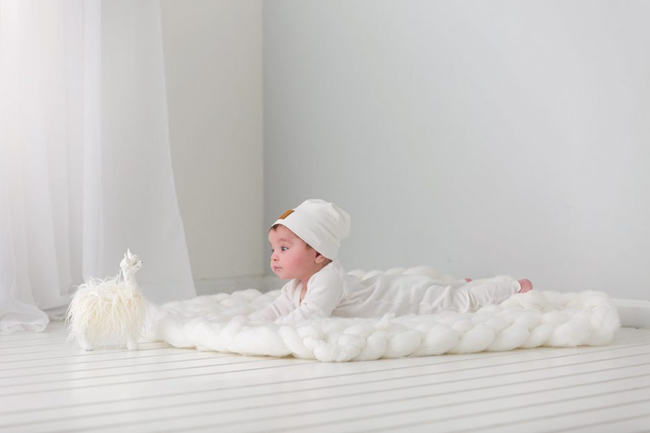 Zandino Couture chunky knit blanket