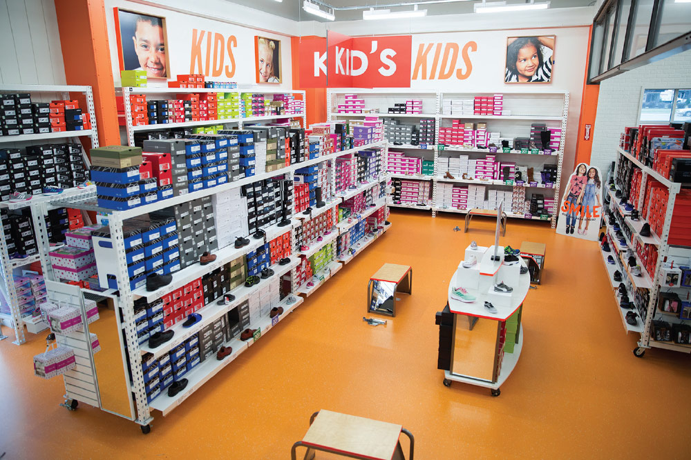 DSW Goes Big on Kids | Earnshaw's 