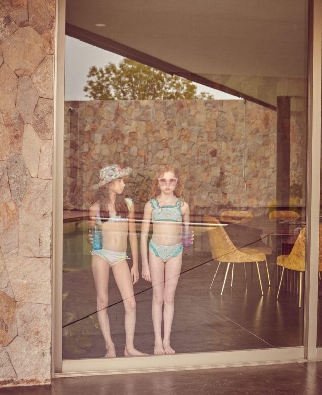 From left: Carlotta is wearing swimwear by Limeapple, 
hat by Olga Valentine. Léo is wearing swimwear by Verrone, sunglasses by Lola and the Boys.