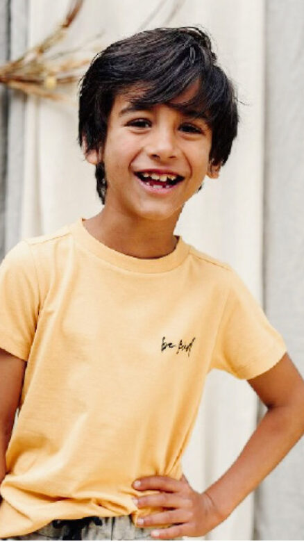 Kind yellow T-shirt
