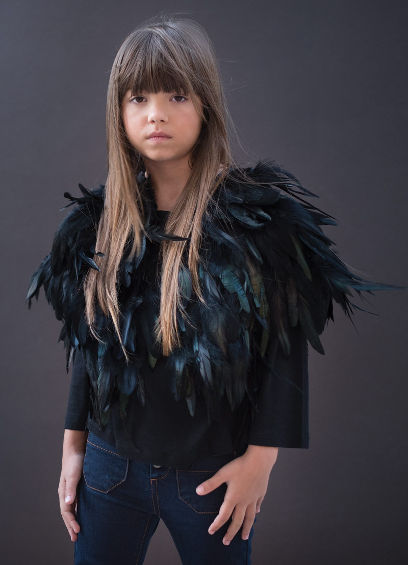 Andorine shrug